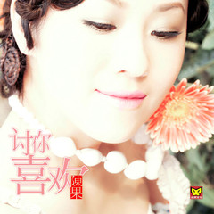 她的背影